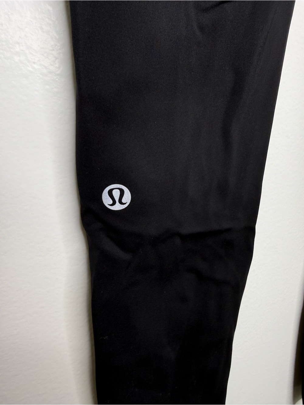 LULULEMON Fast & Free 7/8 Black Tight Leggings II 25” - Picture 5 of 6